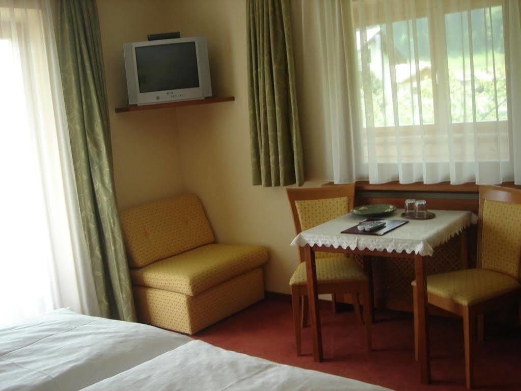 Pension Anna Mondsee Luaran gambar